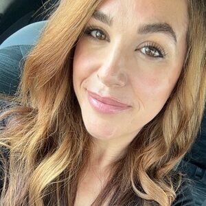 Meet your Posher, Rebecca